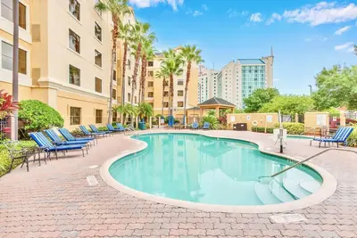 Image de Studio Apartment w Pool & Hot Tub - Sleeps 4
