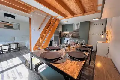 Image de Appartement 10 personnes rénové, duplex 60 m2, bien équipé au pied des pistes