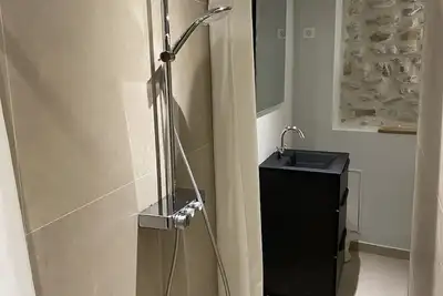 Image de Suite Provencale De 50m² entièrement refait à neuf