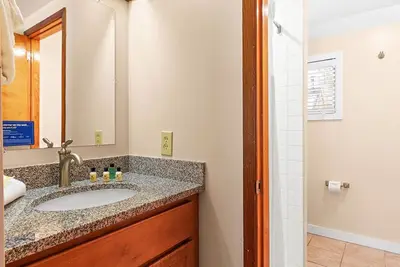 Image de Amenities Galore. Shawnee Village Pocono Mountain Resort.