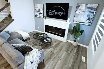 Image de Three King Beds|Central A/C|Fireplace|Park|Disney+