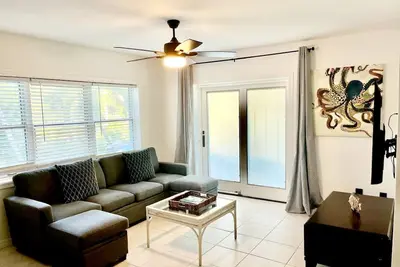 Image de Starfish Suite\/ 1 bedroom-2 full bath condo, steps from Grace Bay Beach