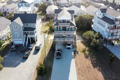 Image de Amazing views, short walk to the beach, Pup friendly home in Surf City, Nc!