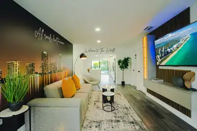 Image de Miami World Mansion/ Mini Golf/ Game Room