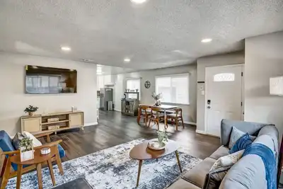 Image de Mid Century | Wineries | Game Room