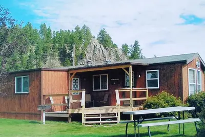Image de Deer Meadow: Cabins @ Creekside #5
