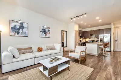 Image de King bed suite in midtown’