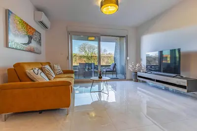 Image de Appartement confortable Ă Pula avec.
