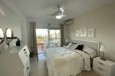 Image de Townhouse Terrace with sea view close to Marbella