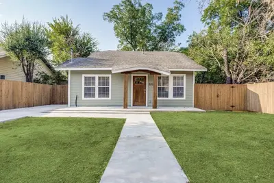 Image de Cozy house in Bishop District