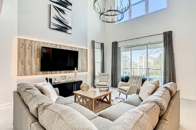 Image de Deluxe Stay/ Private Pool, Gameroom & Clubhouses