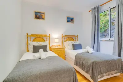 Image de Maison de vacances Ponta do Sol pour 1 - 4 personnes avec 2 chambres à coucher - Maison jumelée