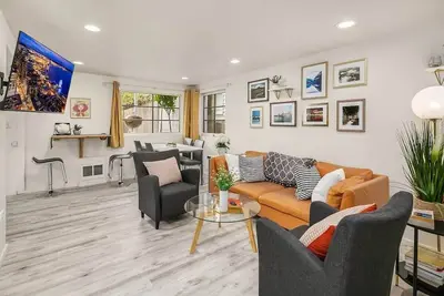 Image de Cozy Getaway Yard House with Bbq - Uw - Children Hospital