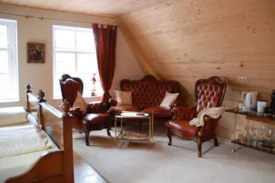 Image de Appartement Hänsel und Gretel - Ferienwohnungen Märchenhaus Domke 15133