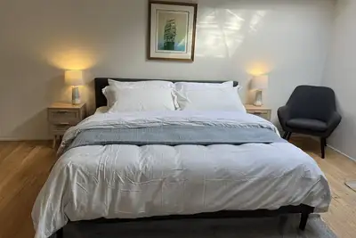 Image de Relaxing Retreat: 3 bedroom overlooking the bay. Dog-friendly!