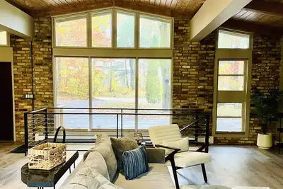Image de Creekside - Secluded Sanctuary near Spring Lake/Grand Haven/Holland/Muskegon