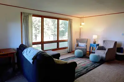 Image de The Fox Den Comfy Lower Unit