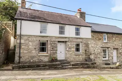 Image de Gartavon, pet friendly, with open fire in Newport, Pembrokeshire