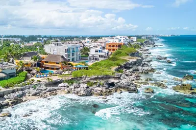 Image de Brand New 4 Br Oceanfront Luxury Condo