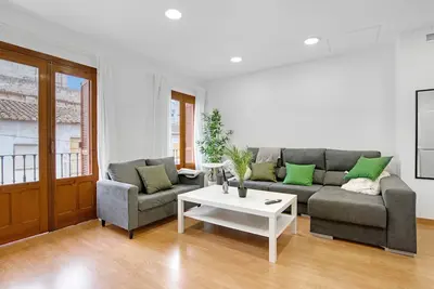 Image de Maison de vacances 'Ca L'oliera' avec balcon, Wi-Fi et climatisation