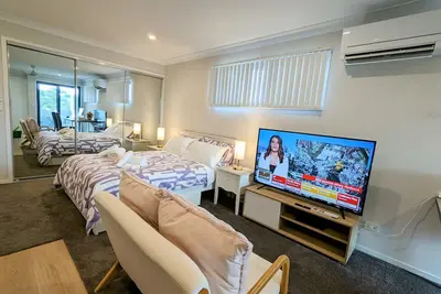 Image de Brand new 1 bedroom micro apartment for 2