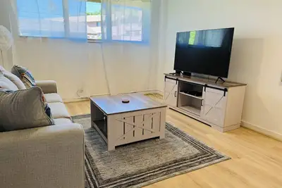 Image de New! Brand new Remodeled Modern Condo right across the beach in West Maui