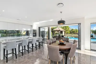 Image de Big Canal Family Home w Pool, Pets Ok