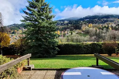 Image de Studio coin nuit 4 pers avec casier à ski à Demi-Quartier, terrasse incluse