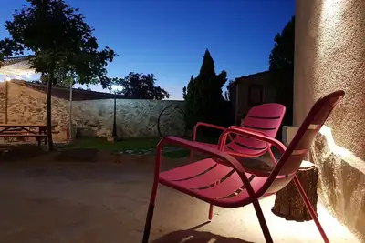 Image de Ideal Familias 7 Dormitorios Jardin bbc Wifi 55 min de Madrid y 8 min de Segovia