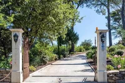 Image de Bastidon + Annexe Domaine L'Helion 6 à 10 Personnes Maxi