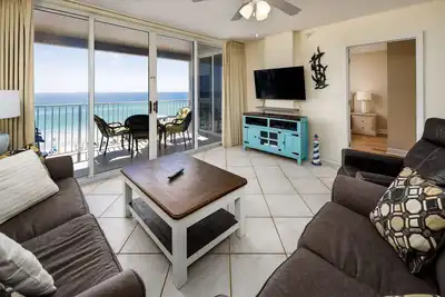Image de Ip 701: Beach Bum Bliss - Sands of Time and Shores of Luxury!