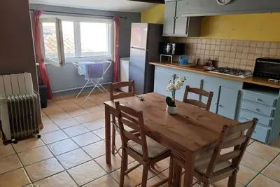 Image de Appartement la ciotat, proche du port, 5 couchages.