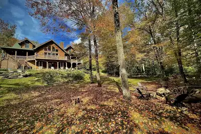 Image de Relaxing retreat - Lake - HotTub - Firepit - Gameroom - Pet Friendly - sleeps 10