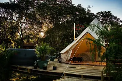 Image de Welcome to Santa Elena Magic Cabin!