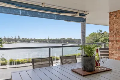 Image de 71 Ocean Drive - Impressive Family Home