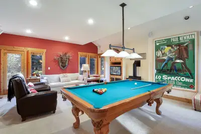 Image de Grouse Ridge Luxury Northstar Home - Hot Tub, Pool Table