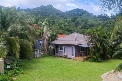 Image de Villa au pied de la forêt dans 1 grand jardin a 5mn d une magnifique plage