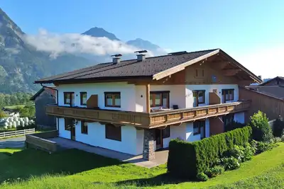 Image de Stilvolles Appartement Georgenberg im Herzen Tirols