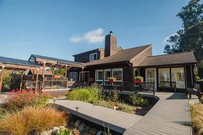 Image de Oceanside Oasis  4br&4ba with Game Room