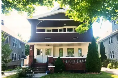 Image de Quiet second floor townhouse