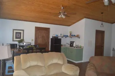Image de Ottery Creek Annex Apartment