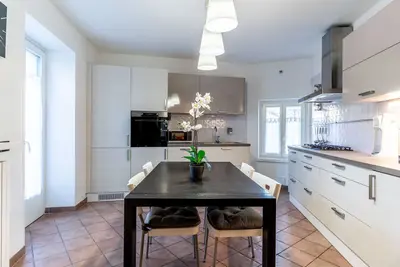 Image de Design Apartment In Strategic Location - Excellent Value For Money
