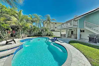 Image de One of-a-kind 3br/2ba Pool home in Irb