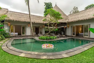 Image de Brand new Luxury 3br villa Ethnic Ubud #1