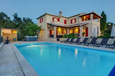 Image de Superbe maison à Porec avec sauna