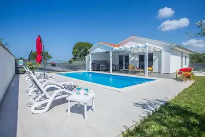 Image de Maison en bord de mer Ă Pula