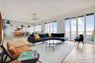 Image de Luxury apartment in the 16th arrondissement with doorman