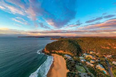 Image de Entire Unit in Killcare Heights, Australia. Close to beach, hikes, restauarants.