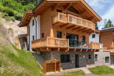 Image de Chalet indépendant avec sauna et local à skis