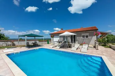 Image de Belle maison à Labin avec WiFi